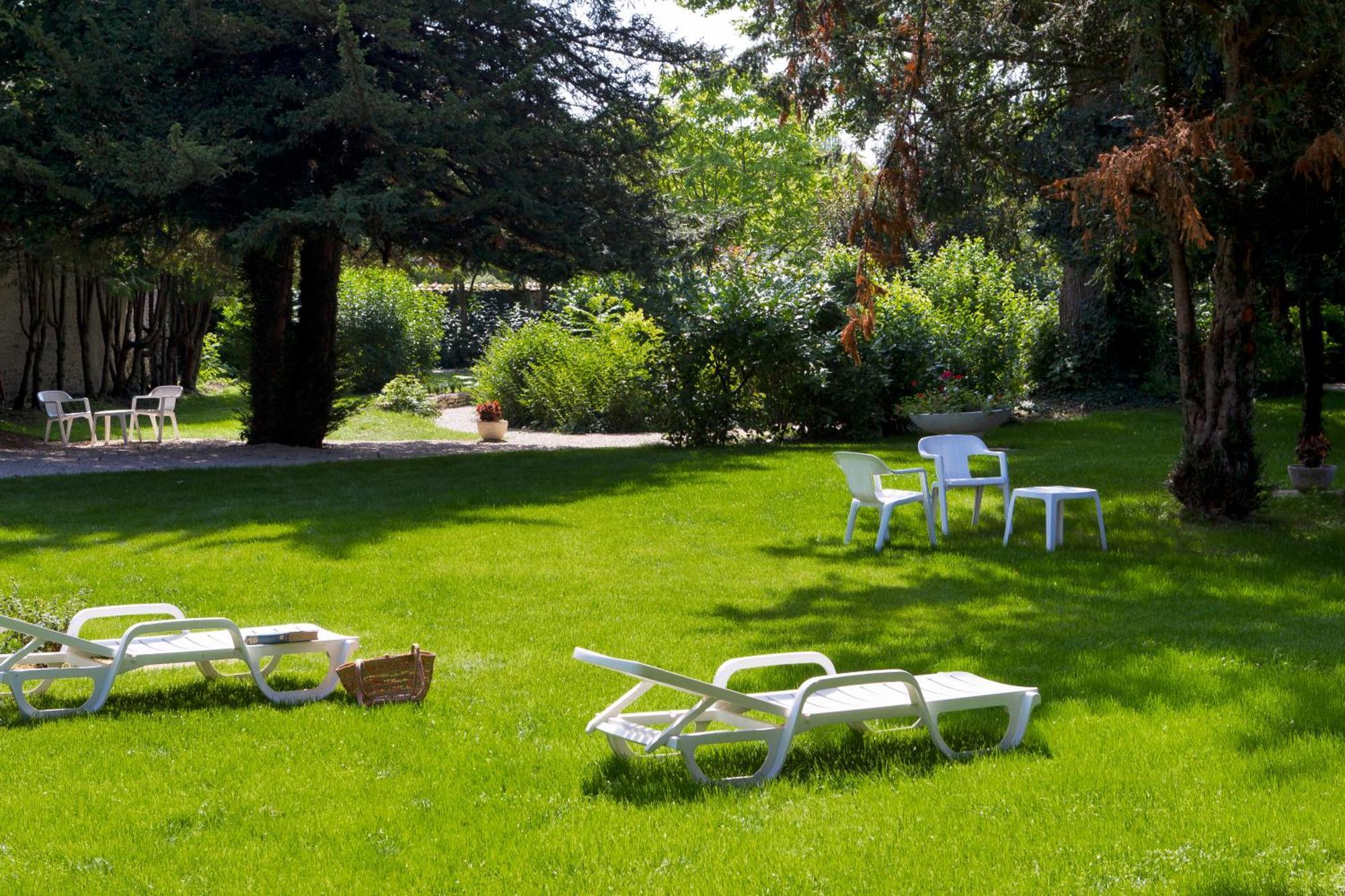 Logis Hostellerie La Chaumiere Arsonval 외부 사진