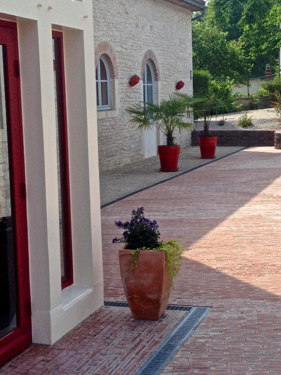Logis Hostellerie La Chaumiere Arsonval 외부 사진
